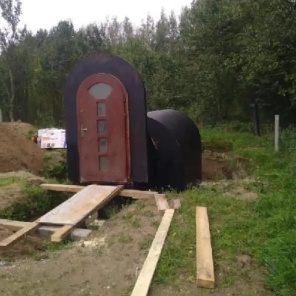 Piwnica betonowa B1 z okrągłą kopułą, schodami i szczytem - obrazek 8